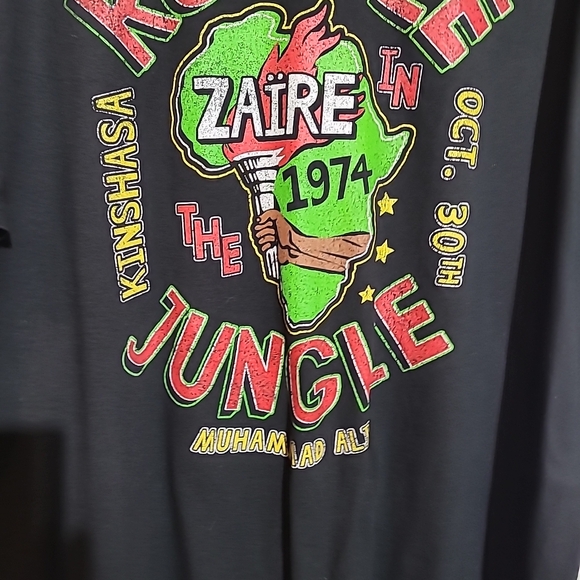 Black Graphic Tee - Rumble in the Jungle Design - Picture 3 of 10